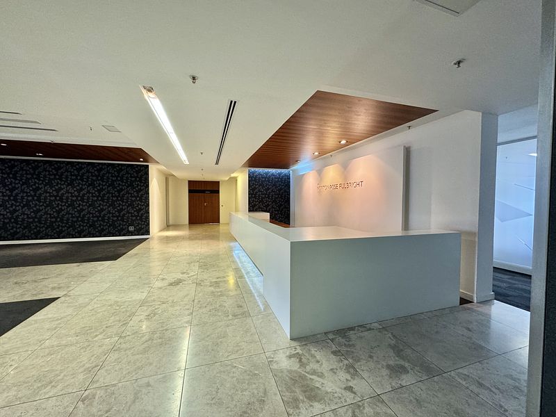 1 000 m² Office to let in Cape Town City Centre/CBD, 8 Riebeek Street (photo 4)