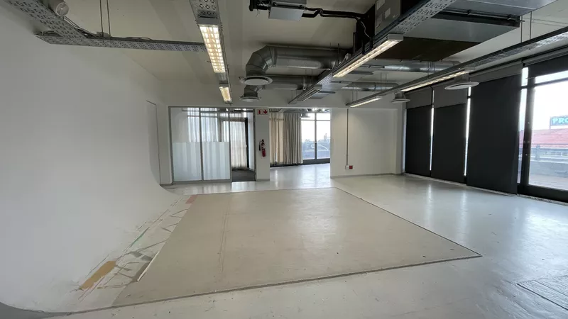 121 m² Office to let in Woodstock, The District (photo 11)