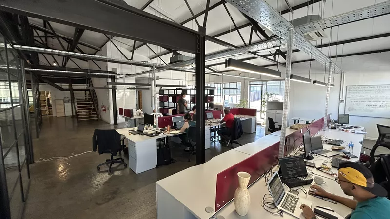 486 m² Office for sale in Salt River, Fairland House (photo 9)