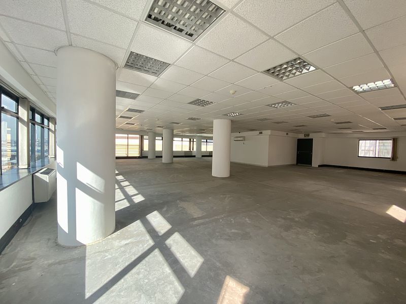 418 m² Office to let in Cape Town City Centre/CBD, The Pinnacle (photo 12)