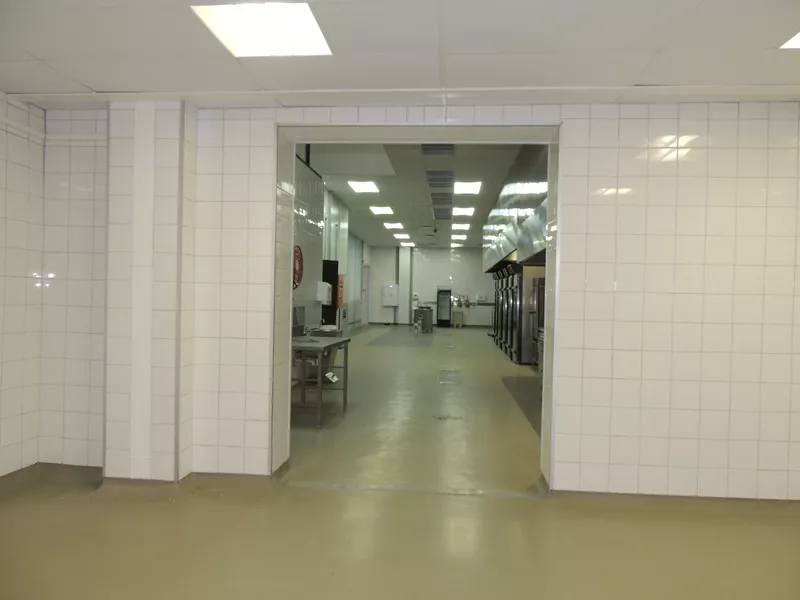 1 238 m² Property to let in 25 - 27 Thor Cir (photo 28)