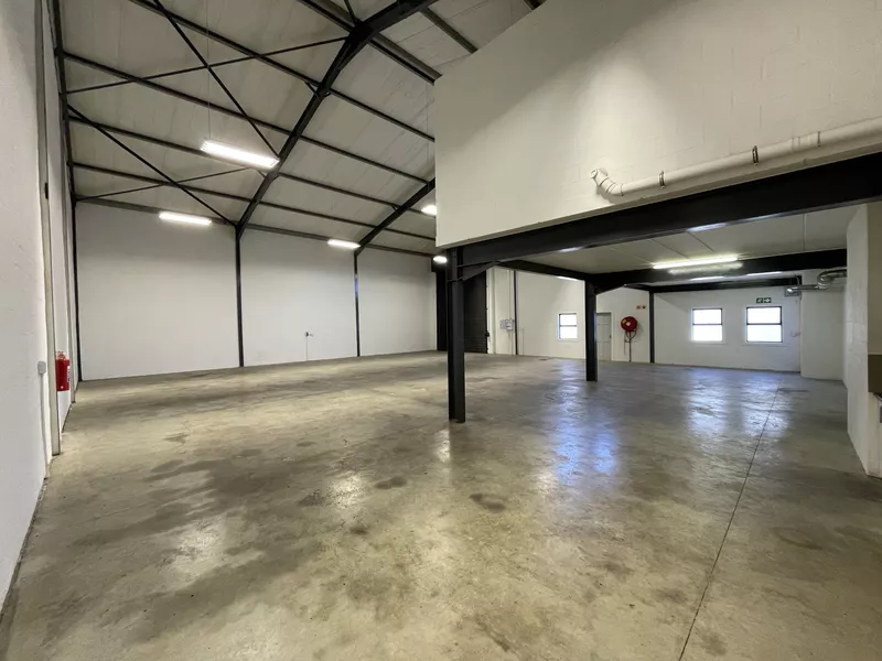 386 m² Industrial to let in Rivergate, Enterprise Park (photo 9)
