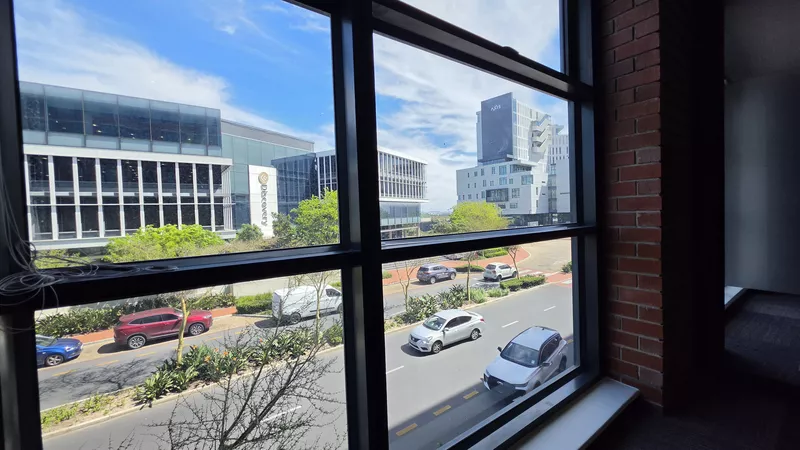 140 m² Office to let in Century City, Matrix (photo 20)