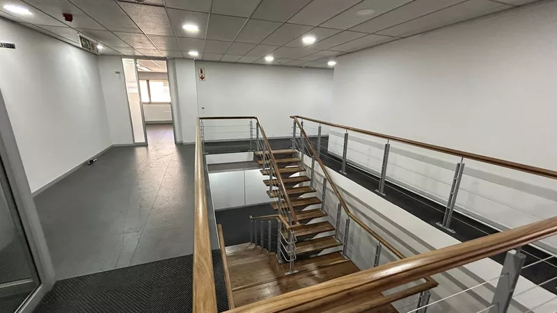 924 m² Office to let in Mowbray, Golf Park, GP3 (photo 6)