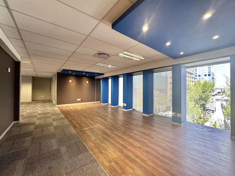 385 m² Office to let in Cape Town City Centre/CBD, Thomas Pattullo (photo 4)