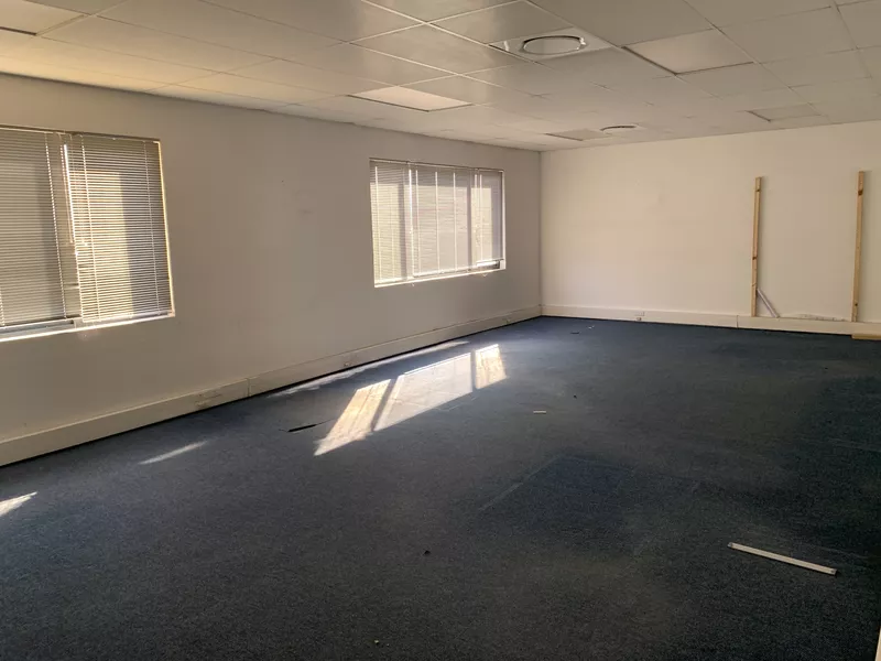 2 350 m² Industrial to let in Wimbledon Estate, 88 Wimbledon Road, Blackheath (photo 44)