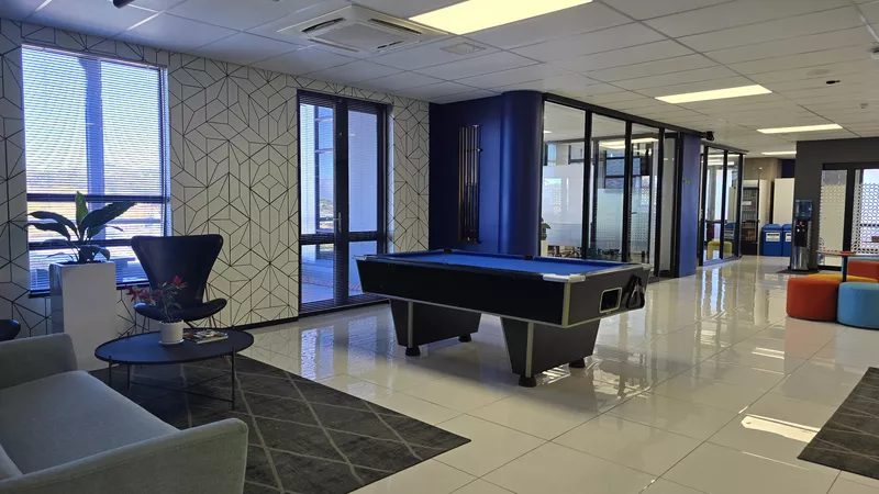 1 429 m² Office to let in Tyger Valley, Manhattan Plaza (photo 6)