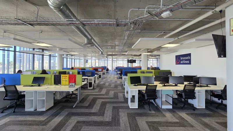 570 m² Office to let in Century City, Junxion Park - Building 1 (photo 16)