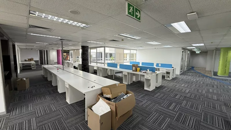 653 m² Office to let in Claremont, Sunclare (photo 23)