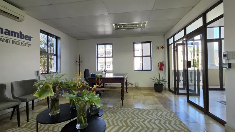 210 m² Office to let in Waterford Place Office Park, 1 Canal Close (photo 14)