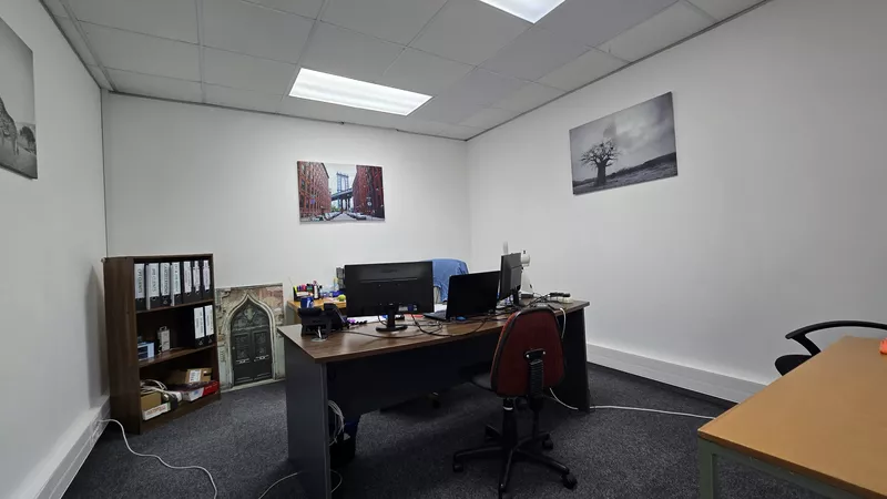 1 400 m² Office to let in Tyger Valley, Bloemhof (photo 70)