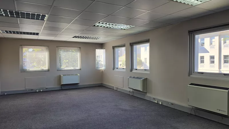 254 m² Office to let in Tyger Valley, 2 Bella Rosa (photo 20)