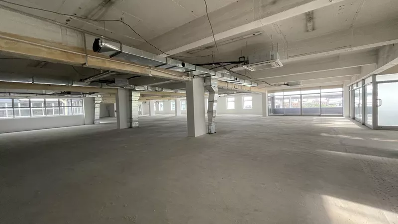 1 184 m² Office to let in Cape Town City Centre/CBD, Amber Place (photo 12)