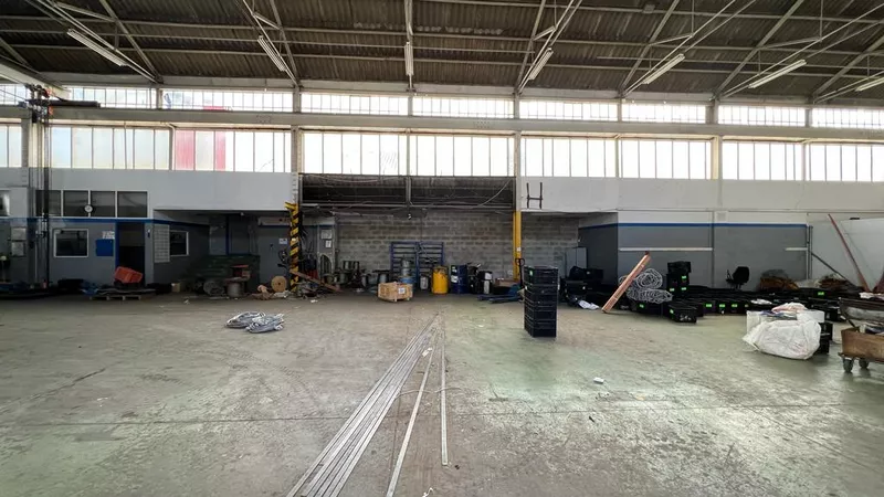 1 200 m² Industrial to let in Salt River, 59 Salt River Road (photo 3)
