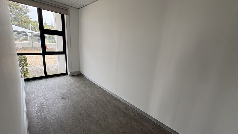 262 m² Office to let in Stellenbosch, Stellenpark Business Park (photo 33)