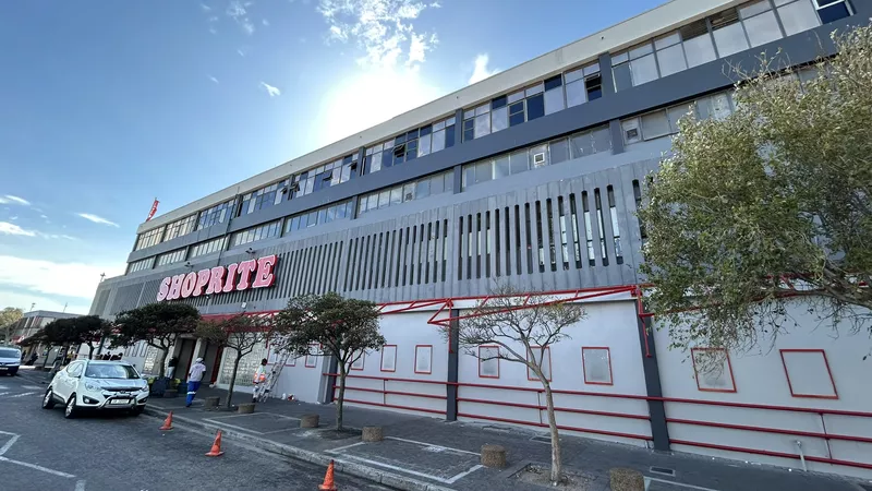 850 m² Office to let in Athlone, Shoprite Building (photo 3)