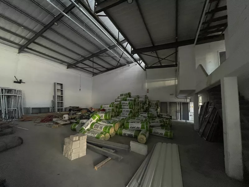 398 m² Industrial to let in Retreat Industrial, South Palms Industrial Park (photo 9)