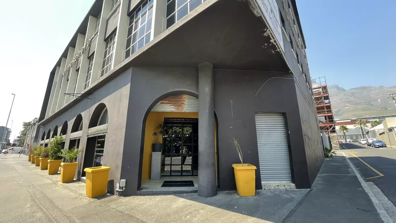 1 962 m² Retail Property to let in Woodstock, 224 Sir Lowry (photo 5)
