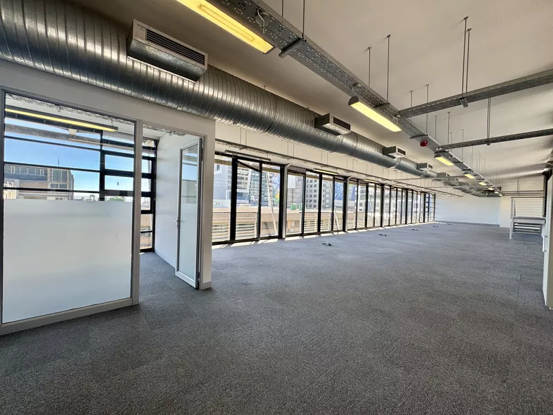 534 m² Office to let in Cape Town City Centre/CBD, 19 Louis Gradner (photo 17)