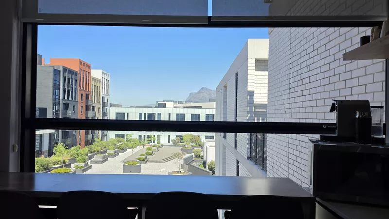 165 m² Office to let in Bridgeways Park, Bridgewater One - Suites (Block C) (photo 29)