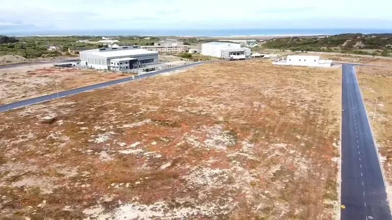 17 994 m² Vacant land for sale in Estuaries Office Estate, FIRGROVE INDUSTRIAL ESTATE (photo 3)