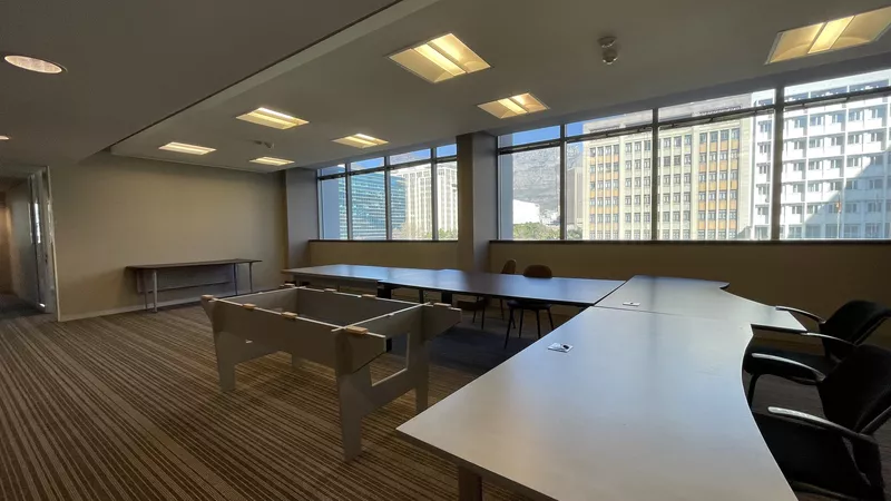 535 m² Office to let in Cape Town City Centre/CBD, 2 Roggebaai (photo 16)