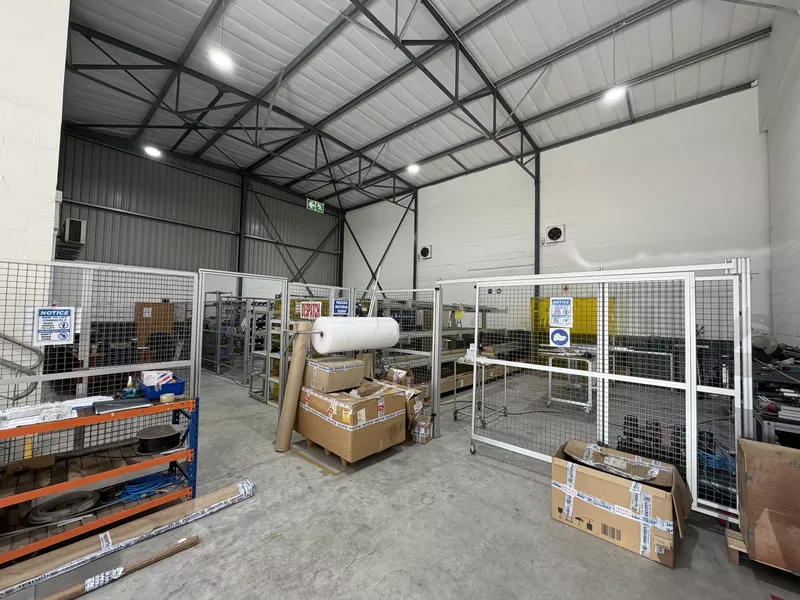 302 m² Industrial to let in Bellville, Sapphire Business Park (photo 9)