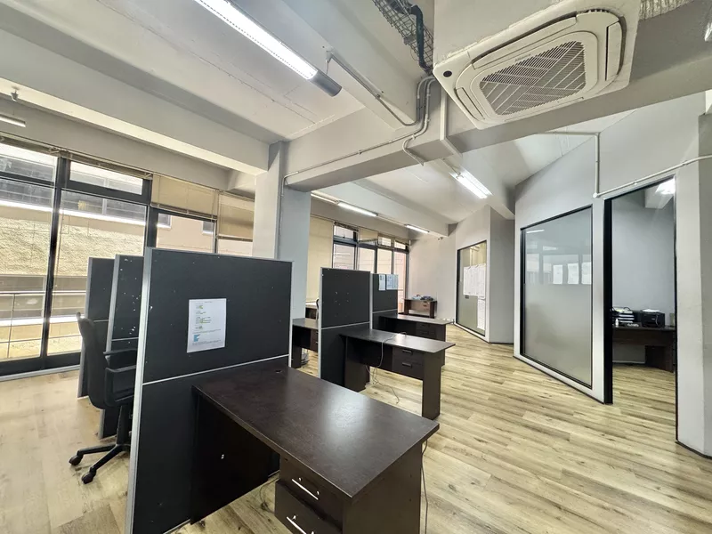 265 m² Office to let in Cape Town City Centre/CBD, 4 Loop Street (photo 5)