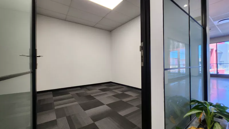 1 095 m² Office to let in Sable Square, Sable Square - Block D (photo 19)