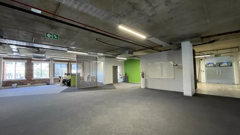 1 211 m² Office to let in De Waterkant, Sovereign Quay (photo 10)