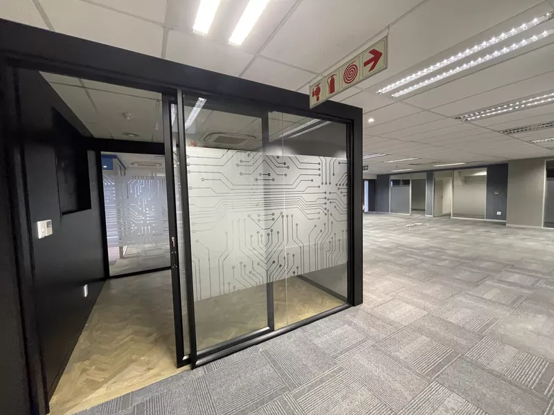762 m² Office to let in Cape Town City Centre/CBD, 19 Jan Smuts (photo 31)