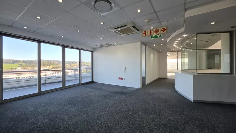 562 m² Office to let in Tyger Valley, Bloemhof (photo 15)