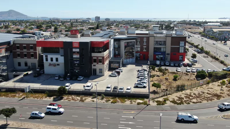 1 095 m² Office to let in Sable Square, Sable Square - Block D (photo 4)
