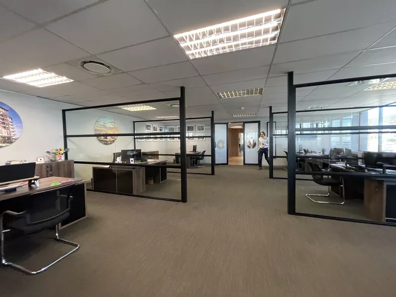 799 m² Office to let in Cape Town City Centre/CBD, 2 Long (photo 23)