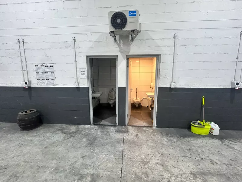 388 m² Industrial to let in Bellville, Sapphire Business Park (photo 26)