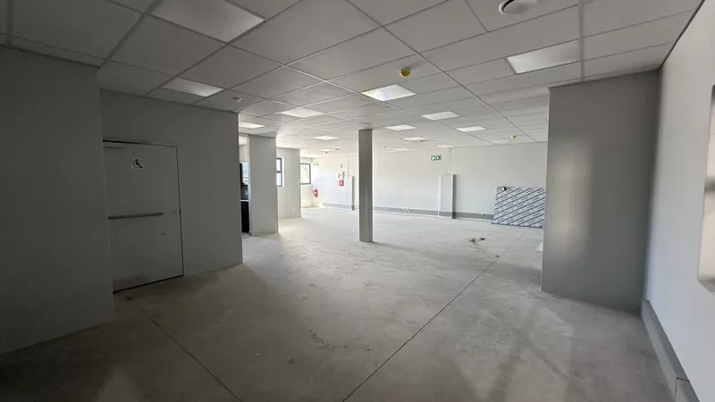 977 m² Industrial to let in Atlantic Hills, Atlantic Hills Business Park (photo 13)
