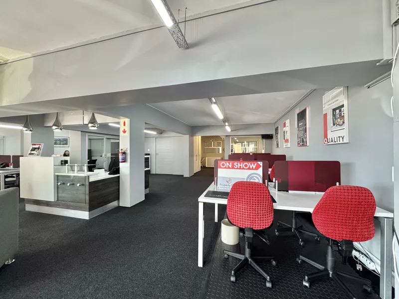 188 m² Office to let in Waterfront, 71 New Cumberland (photo 6)