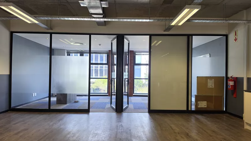 140 m² Office to let in Century City, Matrix (photo 16)