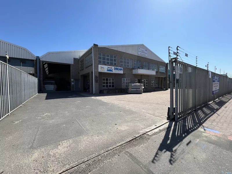 1 163 m² Industrial to let in Parow Industrial, 19 Junction Road (photo 14)