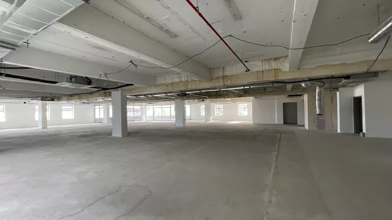 1 184 m² Office to let in Cape Town City Centre/CBD, Amber Place (photo 28)