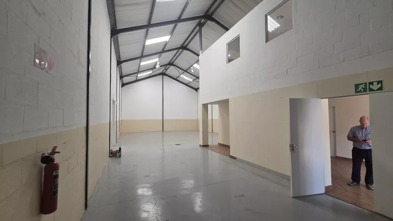 518 m² Industrial to let in Strand, Meerlust Industrial Park (photo 30)