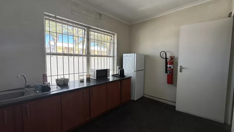 2 967 m² Industrial to let in Killarney Gardens, 1 Killarney Avenue (photo 23)
