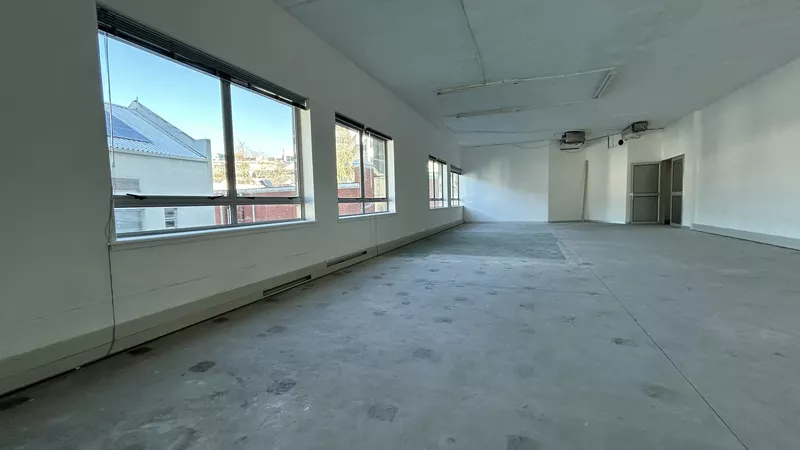 196 m² Office to let in Claremont, Protea Place (photo 10)
