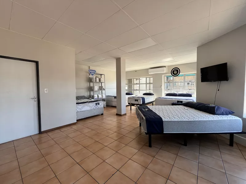 1 163 m² Industrial to let in Parow Industrial, 19 Junction Road (photo 10)
