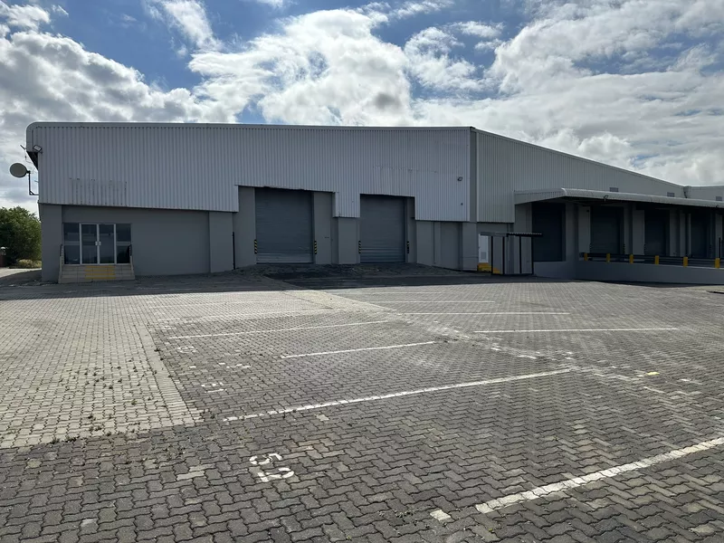 6 242 m² Office to let in Midrand, 48 Reedbuck Crescent (photo 9)