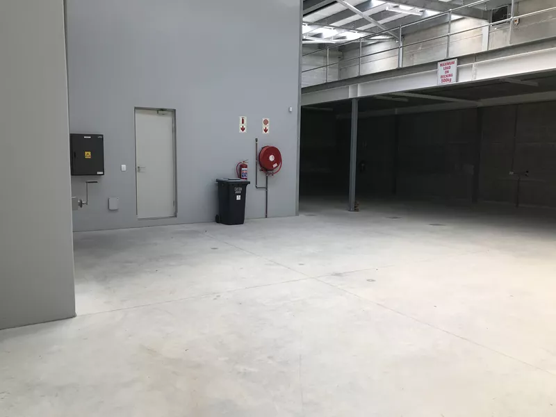422 m² Industrial to let in Brackenfell, The Reserve 3 & 4 (photo 8)