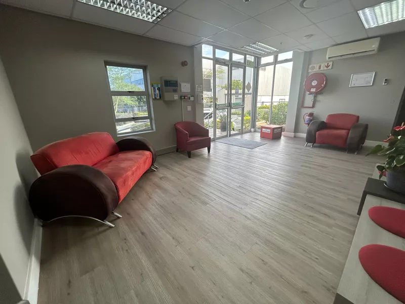 460 m² Office to let in Brackenfell, 35 London Circle office only (photo 3)