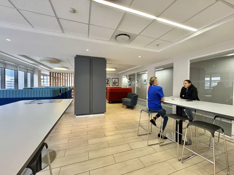 2 051 m² Office to let in Cape Town City Centre/CBD, Roggebaai Place (photo 23)