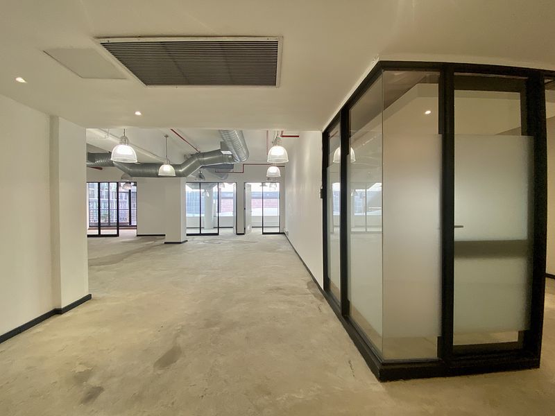 724 m² Office to let in Cape Town City Centre/CBD, The Pinnacle (photo 22)