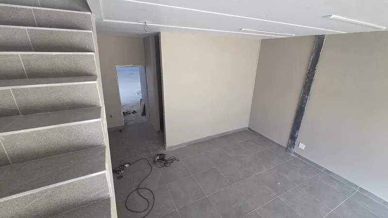 717 m² Industrial to let in Blackheath, Wimbledon Industrial Estate (photo 15)